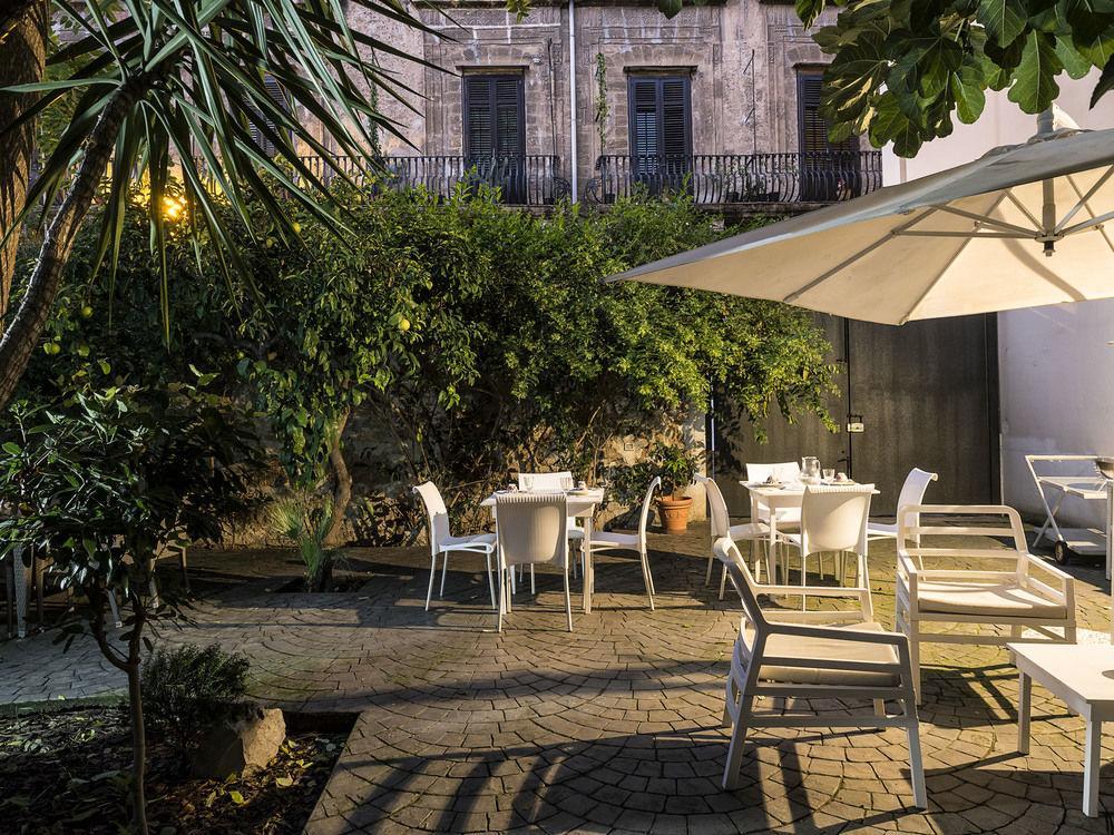 Il Giardino Di Ballaro Boutique B&B Palermo Exteriör bild